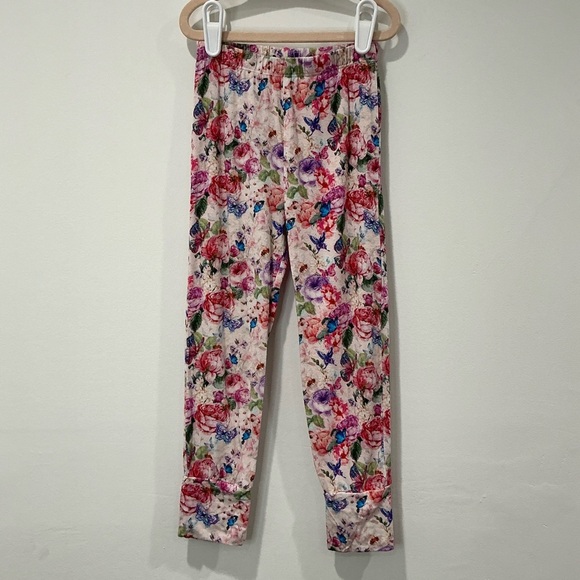 KIDS: Posh Peanut Classic Flower Butterfly Pajama Set - Picture 2 of 7